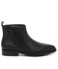 Via Spiga Emelin Weatherproof Chelsea Boots 13 Via Spiga Emelin Weatherproof Chelsea Boots