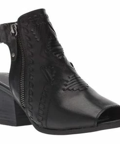 Baretraps SHOES Ivalyn Block Heel Open Toe Bootie